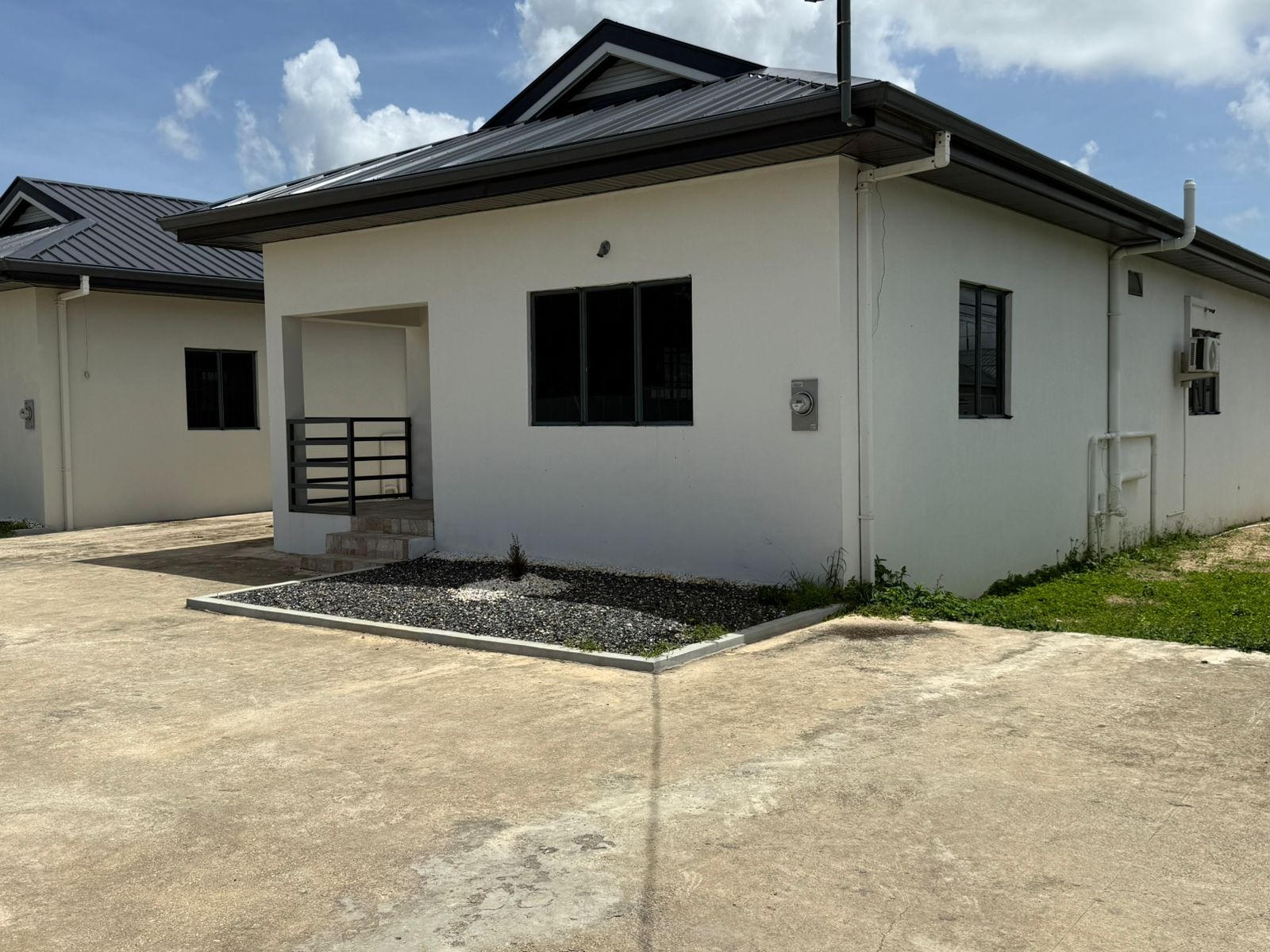 WhatsApp Image 2025-06-05 at 4.28.04 PM (2)