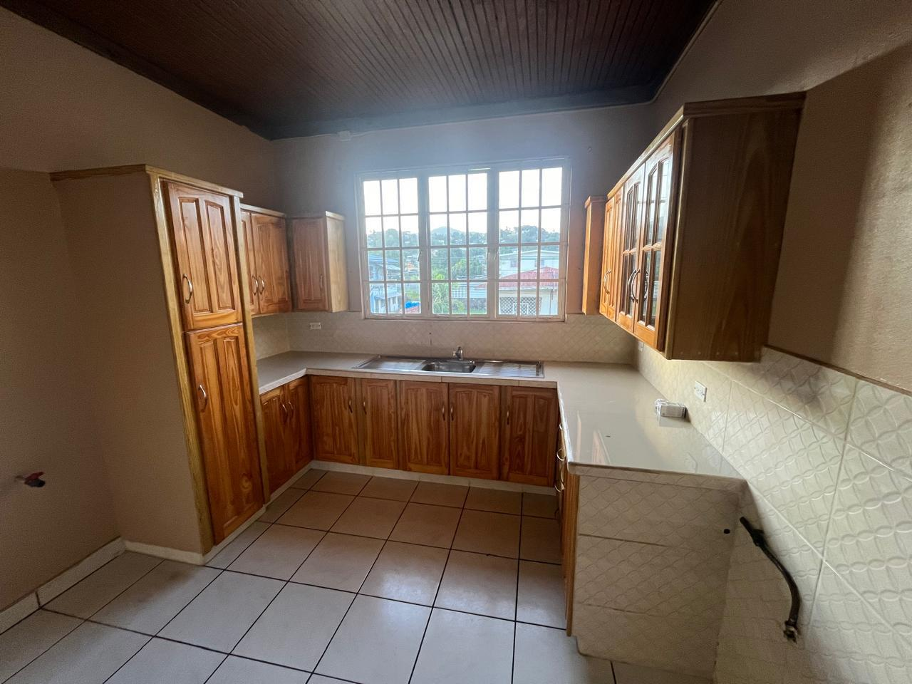 8 Barataria, 8th Avenue, No. 18 Home 2 Kitchen